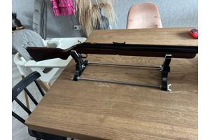 Sheridan 5.05 bj 81 houdt zijn druk