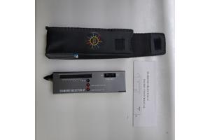 Diamant tester en andere edelmetalen in opberghoes