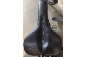 SQlab ergonomische verende fietszadel.