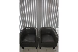 Te Koop 2 knusse stoeltjes voor een klein prijsje