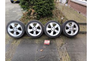 Gebruikte toyota velgen 17 inch 215 45R17