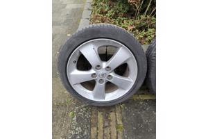 Gebruikte toyota velgen 17 inch 215 45R17
