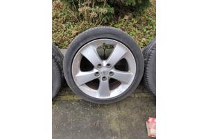 Gebruikte toyota velgen 17 inch 215 45R17