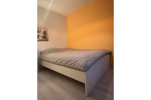 Gratis bed 140x200 - zaterdagochtend ophalen!