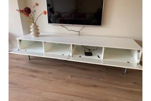 TV meubel van Ikea kleur wit