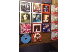 Cd&#x27;s muziek v. bekende zangers i.h.nederlands ,eng.,fr.TOP