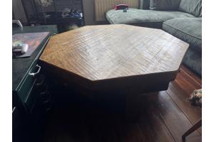 Robuuste Eiken Salontafel - 120cm breed, 8cm dik blad