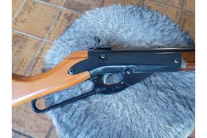 Daisy Champion 99 BB matchbuks 1974