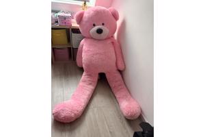 Grote knuffelbeer
