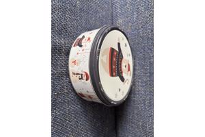 Kerstblik 13,5 cm doorsnee trommel beer kerst beertje trui