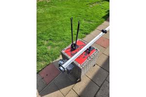 Racefietsdrager voor bagagerek op kofferdeksel.