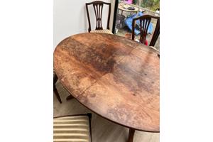Eikenhouten tafel - uitschuifbaar