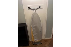 Ikea billy zwart plus strijkplank