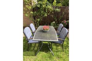 Tafel voor buiten. 6 persoons