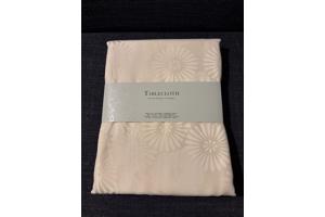 Tafelkleed nieuw Sunny Flowers 140 x 220 cm tafellaken.