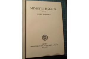Aster Berkhof  -  Minister Bakker