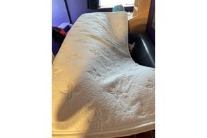 Matras 2 x 90*210 inclusief toppers