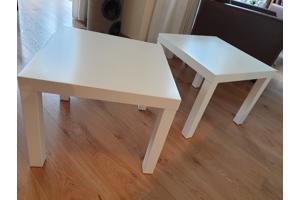 2 witte Ikea tafeltjes