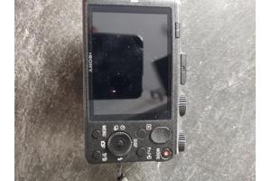 Sony camera DSC HX60 met veel accessoires in doos