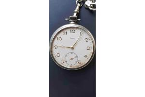 Zilveren ZentRa zakhorloge, met ketting niet werkend