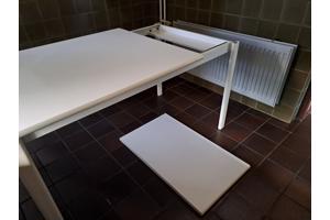Moderne keukentafel