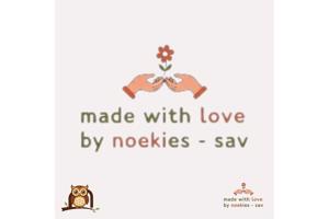 nr 8 noekies naam speenkoord dino langnek khaki wit