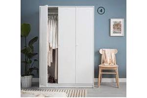 IKEA KLEPPSTAD KLEDINGKAST WIT 4 stuks