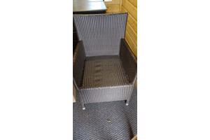 Stoelen 3 stuks gratis