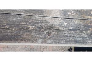 Oude houten tuintafel (voor onderdelen / hout / opknapper)