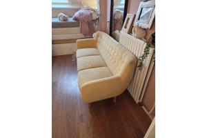 Gele stoffen bank deens design