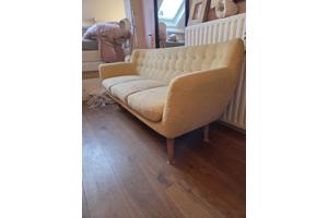 Gele stoffen bank deens design