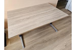 Bureau (in hoogte verstelbaar)