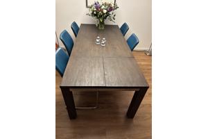 Donkerbruine eettafel – 6p - stevig en sfeervol