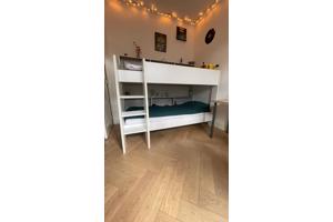 Stevig stapelbed Taylor