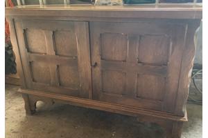 Eiken dressoir