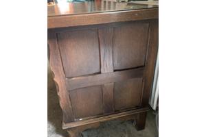 Eiken dressoir