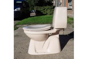 70's Camee kleurig SPHINX duoblok toilet, wastafel, planchet