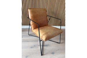 2 cognac stoelen / fauteuils