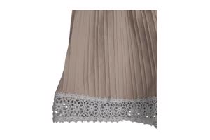 Korte broek beige met wit met kant L