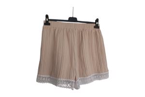 Korte broek beige met wit met kant L