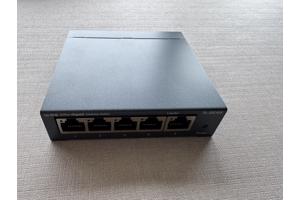 TP-Link TL-SG105 Netwerk Switch (Plug & Play)