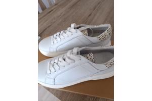 Sneakers dames merk Hip maat 39