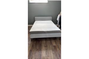 IKEA bed zo goed als nieuw