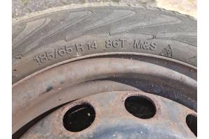 4 Winterbanden met goed profiel Maat 185/65 R14 86T