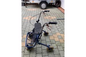 Rollator blauw met knijpremmen