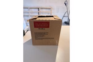 Gratis afhalen 2 doosjes witte badkamer tegels