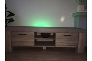 Mooi tv meubel! 182 cm breed, 57cm hoog en 50 cm diep!