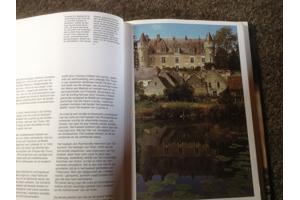 Boek van De Fraaiste Kastelen v/d Loire ,mooie foto's en tek