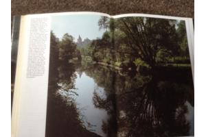 Boek van De Fraaiste Kastelen v/d Loire ,mooie foto's en tek