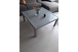 salon tafel met 2 bij tafeltjes